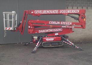 Steven Corijn werken met hoogtewerker